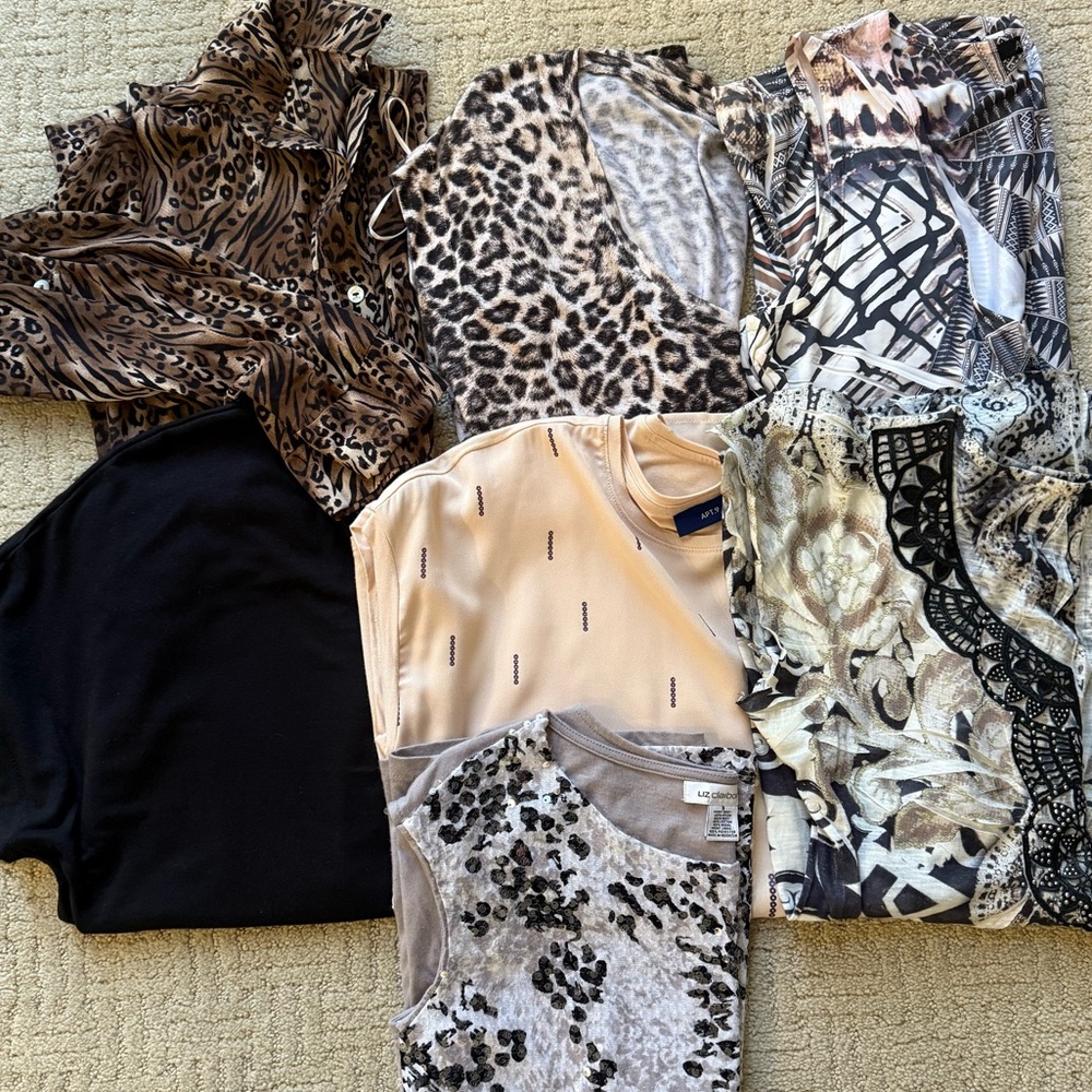 (SOLD) 7pc Bundle of Women’s Tops (S)